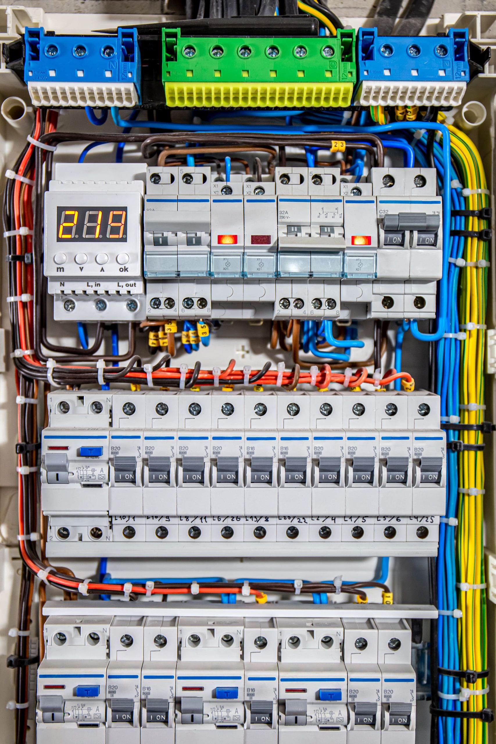 voltage distributor with automatic switches electrical background 1 scaled
